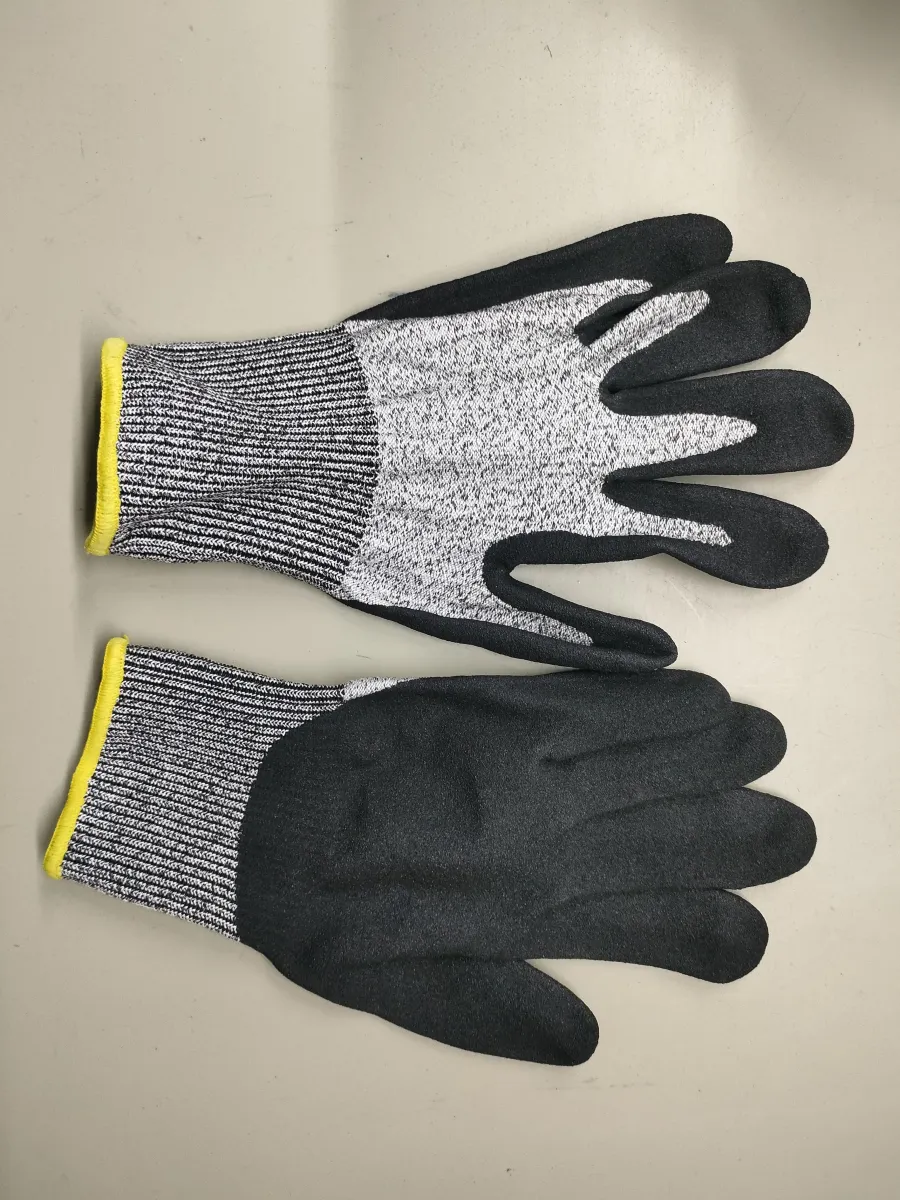 Перчатки АНТИПОРЕЗ нитриловое покрытие (черные) LASTING TOOLS